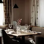 Loj - Our Kind Of Place 호텔 플라차우