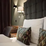 Loj - Our Kind Of Place Готель 4*