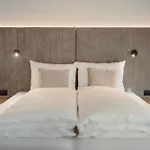 Loj - Our Kind Of Place 弗拉绍