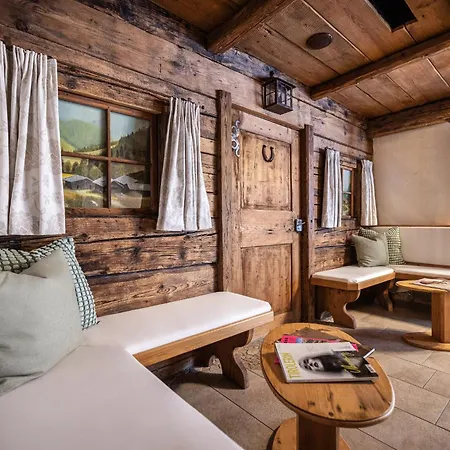 Loj - Our Kind Of Place Hotel Flachau