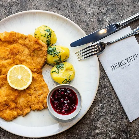 Bergzeit Hotel 4*