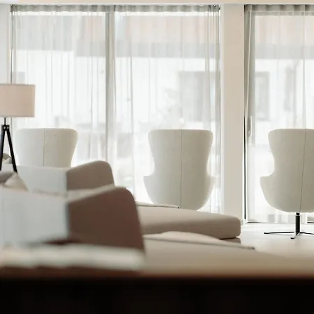 Hotel Loj - Our Kind Of Place Flachau