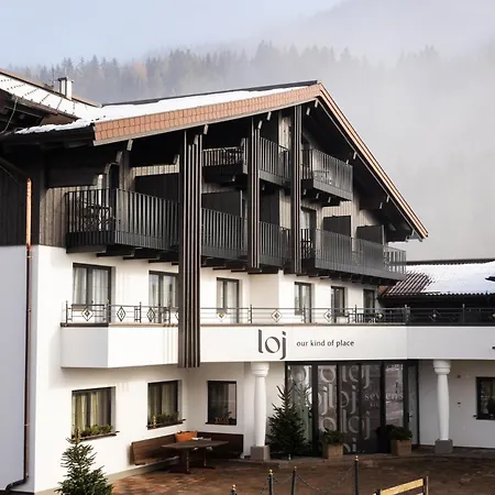 Hotel Hotel Loj - Our Kind Of Place 4*