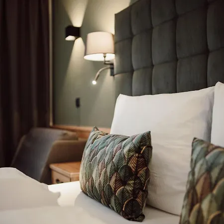 Hotel Loj - Our Kind Of Place Hotel 4*