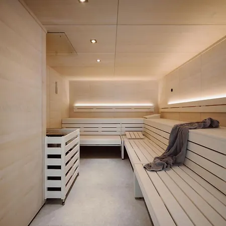 Hotel Loj - Our Kind Of Place 4*