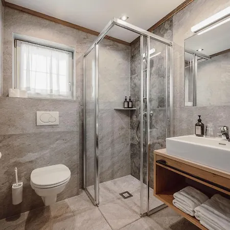 Loj - Our Kind Of Place 4*