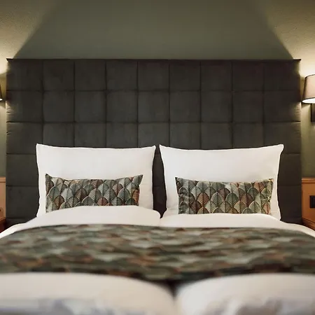 Hotel Loj - Our Kind Of Place Flachau