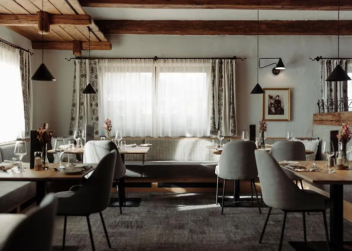 Hotel Loj - Our Kind Of Place Flachau