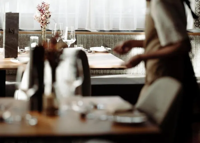 Loj - Our Kind Of Place 4* フラッハウ