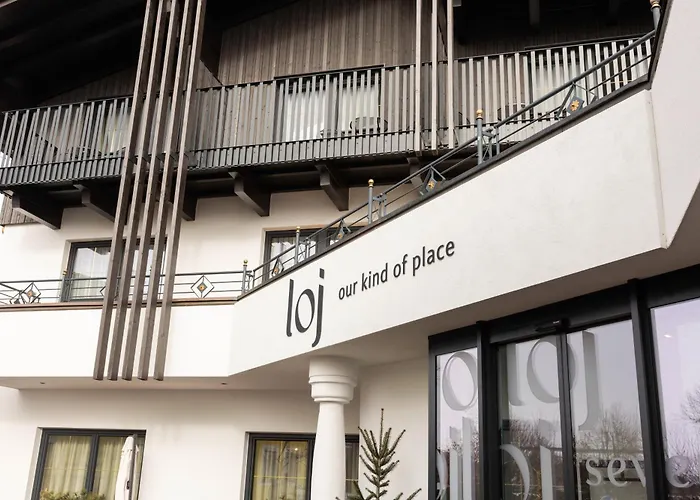 Hotel Loj - Our Kind Of Place Flachau