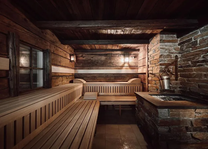 Loj - Our Kind Of Place Hotel