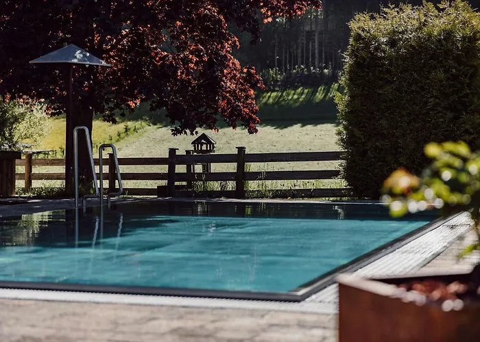 Loj - Our Kind Of Place フラッハウ